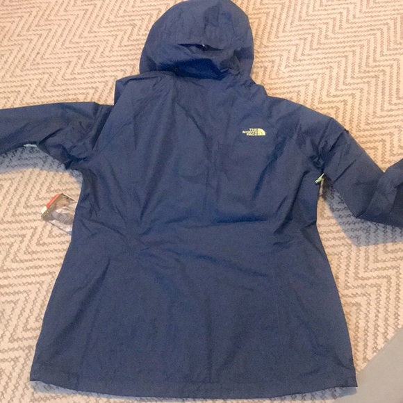 The NorthFace Venture Jacket NWT Women's Small - Picture 7 of 8